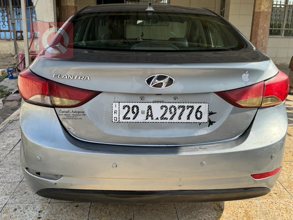 Hyundai Elantra